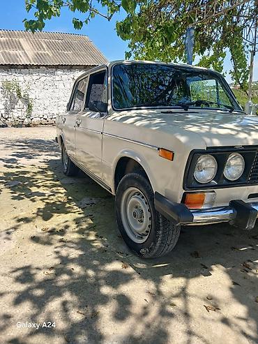 фургоны категории б: VAZ 2106 sedan – klassik dizaynlı, ağ rəngdə. 4 qapı, arxa ötürücülü — 7