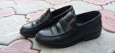 Личные вещи: 29 размер,турецкая обувь, кожа
Качество
Одевали один сезон