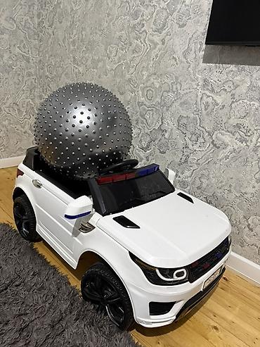 uwaq masini: Uşaq üçün elektrikli polis maşını – JC-002 - Korpus: ağ rəng, SUV — 2