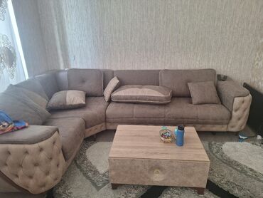 Sifarişlə divanlar: Künc divan, İşlənmiş, Açılan, Bazalı