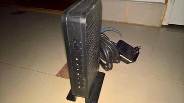 Modemi, ruteri i mrežni uređaji: Various used modems and routers from brands like Sagemcom, ZTE — 8