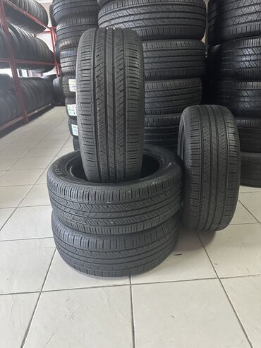 corolla runx: 195/55/15 


195/65/15
215/60/16
205/65/16
225/60/16
245/70/16