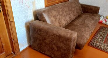 Комплекты диванов и кресел: Новый, Диван-кровать, С подъемным механизмом, Раскладной