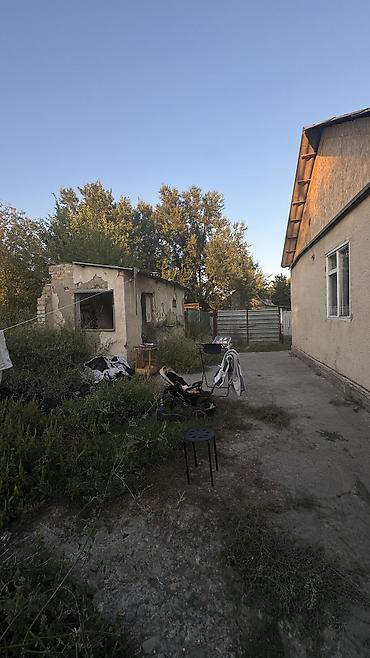 дом на колесо: Сокулук центр от трассы 5 мин. 7 соток дом 3 ком с удобствами, газ — 3