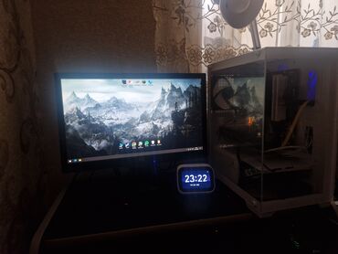 Skanerlər: YENİDİR 16 gb ram ddr4 3200 mhz Ryzen 7 2700 16 core RX470 8GB SSD 500
