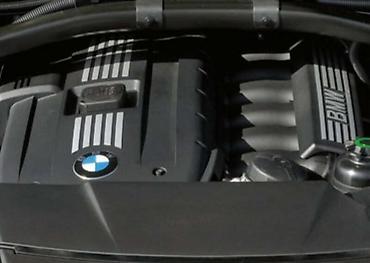 ugg guma: POKLOPAC MOTORA ZA BMW X3 OD 2003. DO 2010. GOD — 1