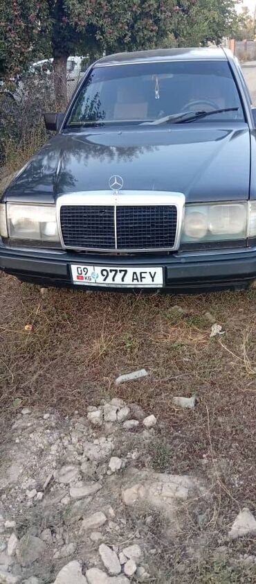 Mercedes-Benz: Mercedes-Benz E-Class: 1990 г., 2 л, Механика, Бензин, Седан