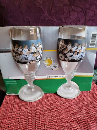 Čaše: Case nove za pivo iz 2005 godine. Case nove,dezen bez ostecenja,sve — 4