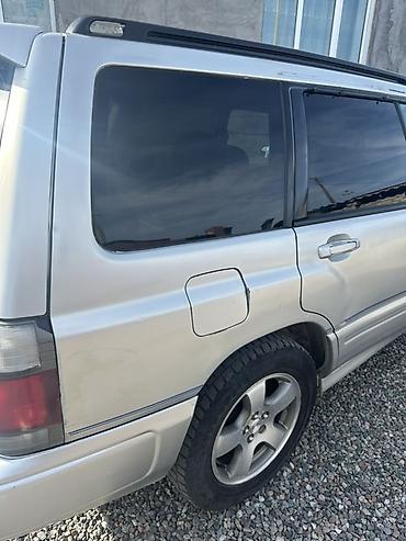 водный мото: Subaru Forester: 1998 г., 2 л, Автомат, Бензин, Универсал — 6