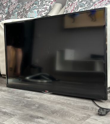 сколько стоит ремонт ноутбука: Телевизор LG.
Состояние хорошее. 
Есть крепление на стену
