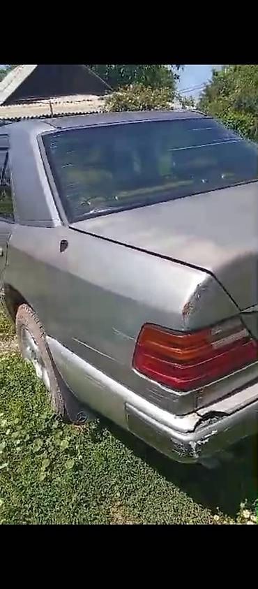 bud e9: Mercedes-Benz W124: 1989 г., 3 л, Механика, Дизель, Седан — 4