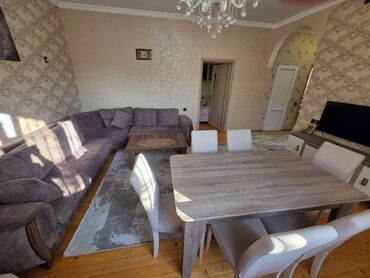 Həyət evləri və villaların satışı: Bakıxanov qəs. 3 otaqlı, 150 kv. m, Kredit yoxdur, Orta təmir — 3