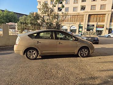 gunluk prius: Günlük, Toyota, Qalmamaq şərti ilə, Depozitlə — 2