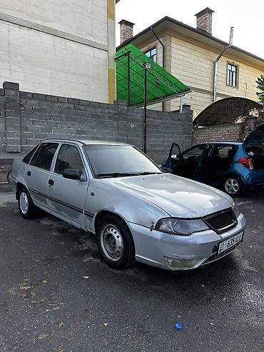 ravon r2: Daewoo Nexia: 2005 г., Кол менен иштөөчү, Бензин, Седан — 3