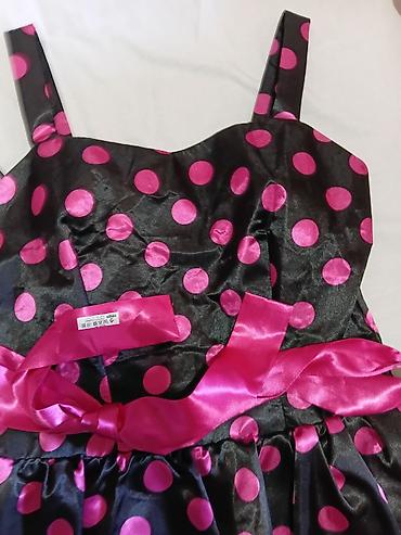 Haljine: Haljina na bretele sa tufnama - Model: koktel/retro stil, gornji deo — 2