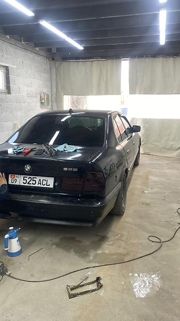BMW: BMW 5 series: 1990 г., 2.5 л, Кол менен иштөөчү, Бензин, Седан — 5