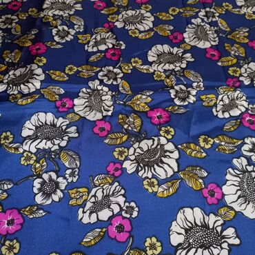 Parçalar: Qedimi temiz ipekden ve şifondan parçalar satilir.1 ci temiz ipekden — 2