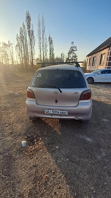honda nsx: Toyota Vitz: 2001 г., 1.3 л, Автомат, Бензин, Хэтчбэк — 4