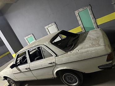 мер 220: Mercedes-Benz W123: 1984 г., Седан — 1