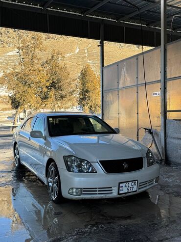 машина дешовая: Toyota Crown: 2005 г., 3 л, Автомат, Бензин, Седан