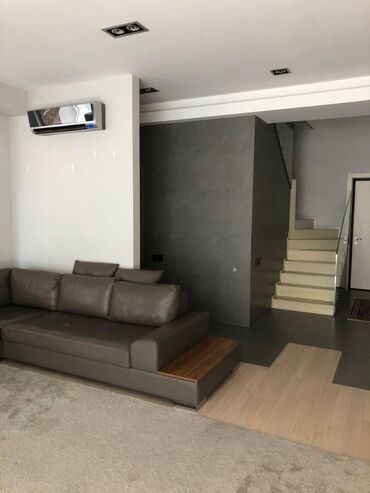 Yeni tikili: 5 otaqlı, Yeni tikili, m. 28 may, 238 kv. m — 2