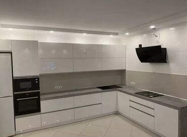 Sifarişlə mətbəx mebeli: Sifarişlə mətbəx dəsti, Özü çəkən petlələr, Sadə laminat, Kredit var, Rayonlara çatdırılma, Pulsuz çatdırılma — 12