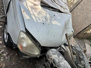 Продажа авто: Toyota Platz: 2005 г., 0.1 л, Автомат, Бензин, Седан — 5