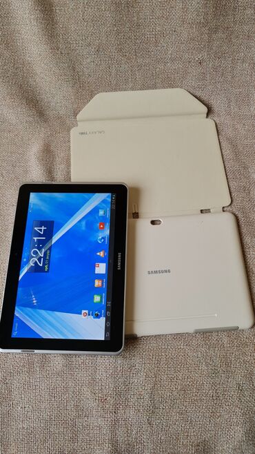 Tableti: Samsung tablet veliki 10.1 inca,sa maskom kao nov ima folije na sebi — 1