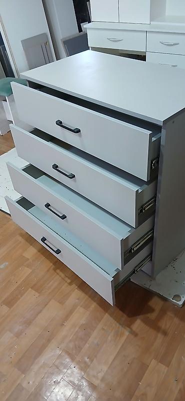 Комоды: Комод с четырьмя выдвижными ящиками - Лаконичный современный дизайн в — 2