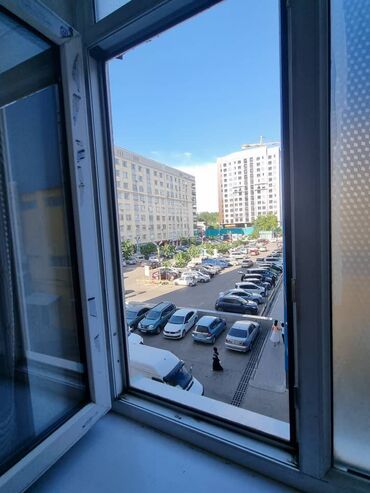 ул киргизия: 2 комнаты, 73 м², 3 этаж, Евроремонт