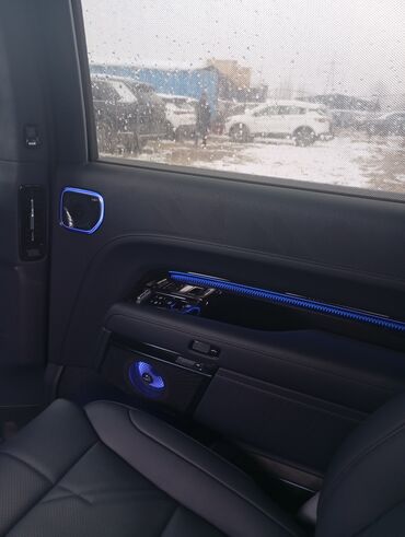 Аренда инструментов: Кроссовер/внедорожник ZEEKR 9X ultra премиум‑класса с выразительной — 8