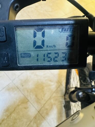 Elektrik velosipedlər: İşlənmiş Elektrik velosipedi 28", sürətlərin sayı: 7, 250 Vt, Ünvandan götürmə — 9