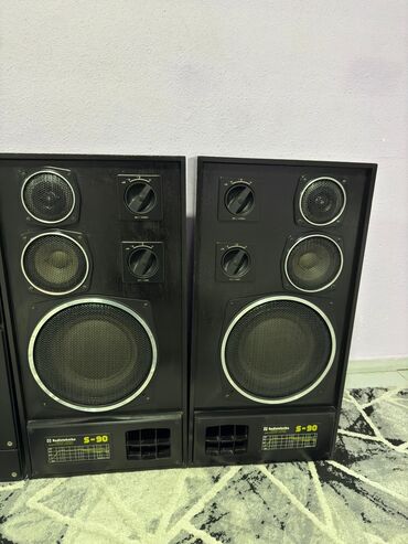 домашний антенна для телевизора: Продаю колонки зеркальные. S90 и S90d в отличном состоянии. Работает