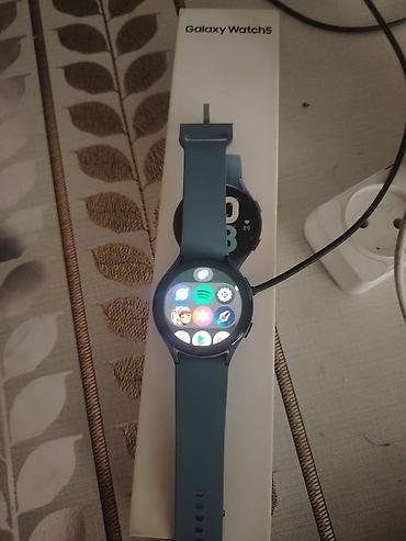 smart saatlar: Samsung Galaxy Watch5 – mavi rəng heç işlədilməyib nöktə cızıq yoxdur — 3