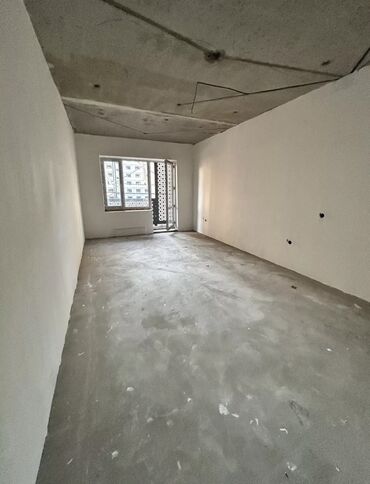 я ищу 1 комнатную квартиру: 1 комната, 53 м², 2 этаж, ПСО (под самоотделку)