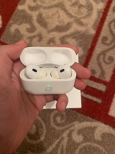 колонки на аренду: Беспроводные вакуумные наушники, Apple, AirPods Pro 2, Б/у — 3