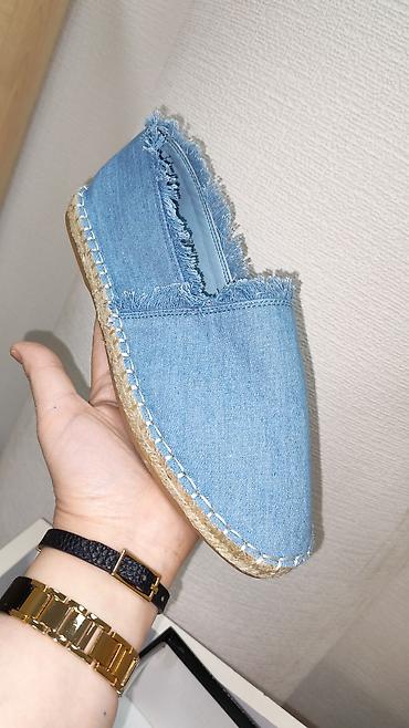 Denim espadril - Material: açıq mavi denim üstlük, kənarlarda
