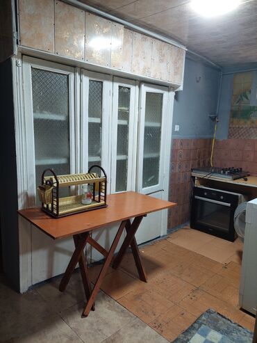 Uzunmüddətli kirayə mənzillər: Yasamal rayonu Şərifzadə küçəsi Safsunun yanından düz aşağı düşəndə — 12