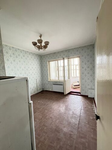 дом по суточно: 2 комнаты, 50 м², 105 серия, 5 этаж, Старый ремонт