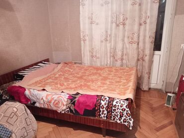 Uzunmüddətli kirayə mənzillər: Insaatcilar metrosunun yaxinligi 5/5 mertebesi 2 otagli menzile bey — 1