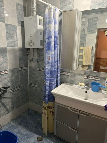 Köhnə tikili: 4 otaqlı mənzil – geniş və işıqlı planlama - Otaqlar: 4 ayrı otaq — 4