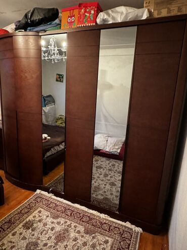 2 спальная кровать: 2 односпальные кровати, Шкаф, Комод, 2 тумбы, Азербайджан, Б/у