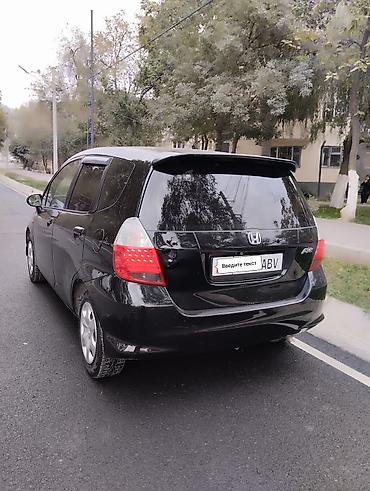 Honda: Honda Fit: 2005 г., 1.3 л, Вариатор, Бензин, Хэтчбэк — 6
