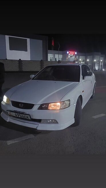 купить кожаные сиденья для авто бу: Honda Accord: 2002 г., 1.8 л, Автомат, Бензин, Седан