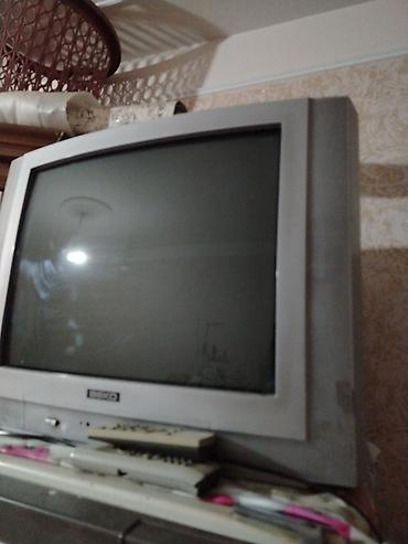 BEKO kineskop televizoru - Ekran: təxminən 29–32" diaqonal, geniş