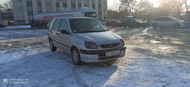 Toyota: Toyota Raum: 2001 г., 1.5 л, Автомат, Бензин, Универсал