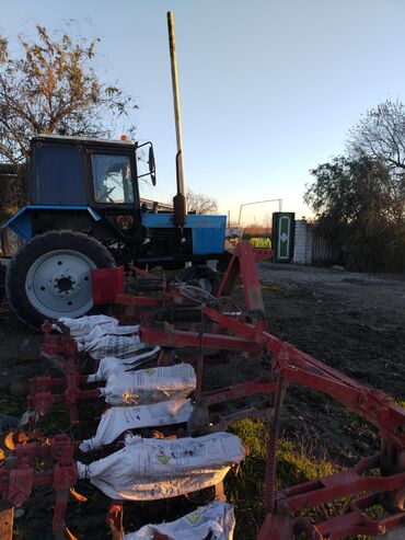 Traktorlar: (kultvatorel birke satılır) BELARUS MTZ traktoru və qoşma aqreqat — 5