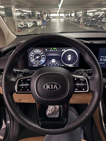 lada 9: Kia Carnival: 2021 г., 2.2 л, Автомат, Дизель, Минивэн — 6
