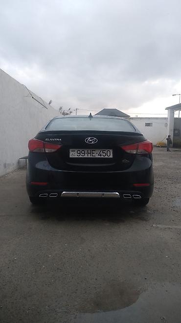 Hyundai: Hyundai Elantra sedan - Kuzov: sedan, qara rəng - Mühərrik: benzin - — 4