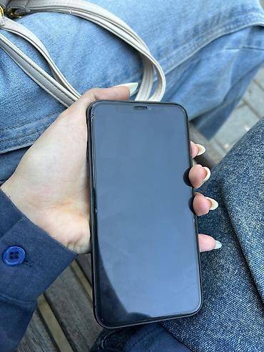 IPhone 11, 128 GB, Qara
